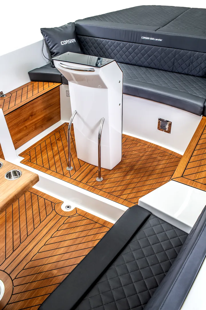 Corsiva 650 Tender – Ansicht 14