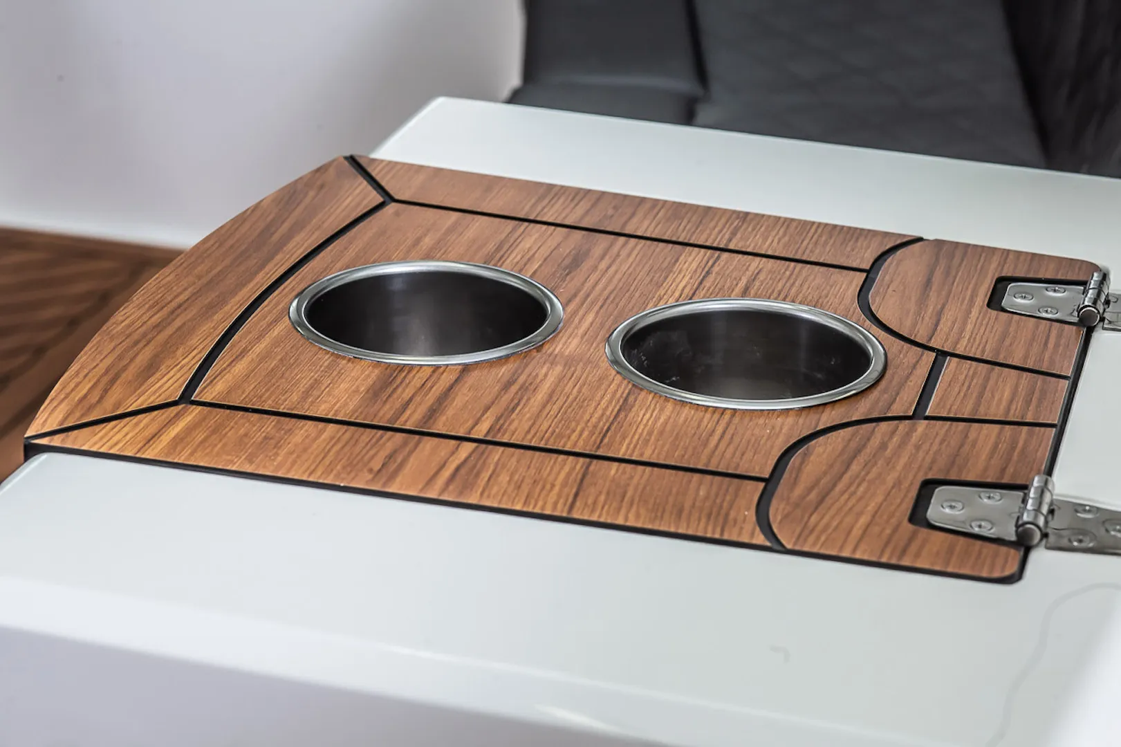 Corsiva 650 Tender – Ansicht 37