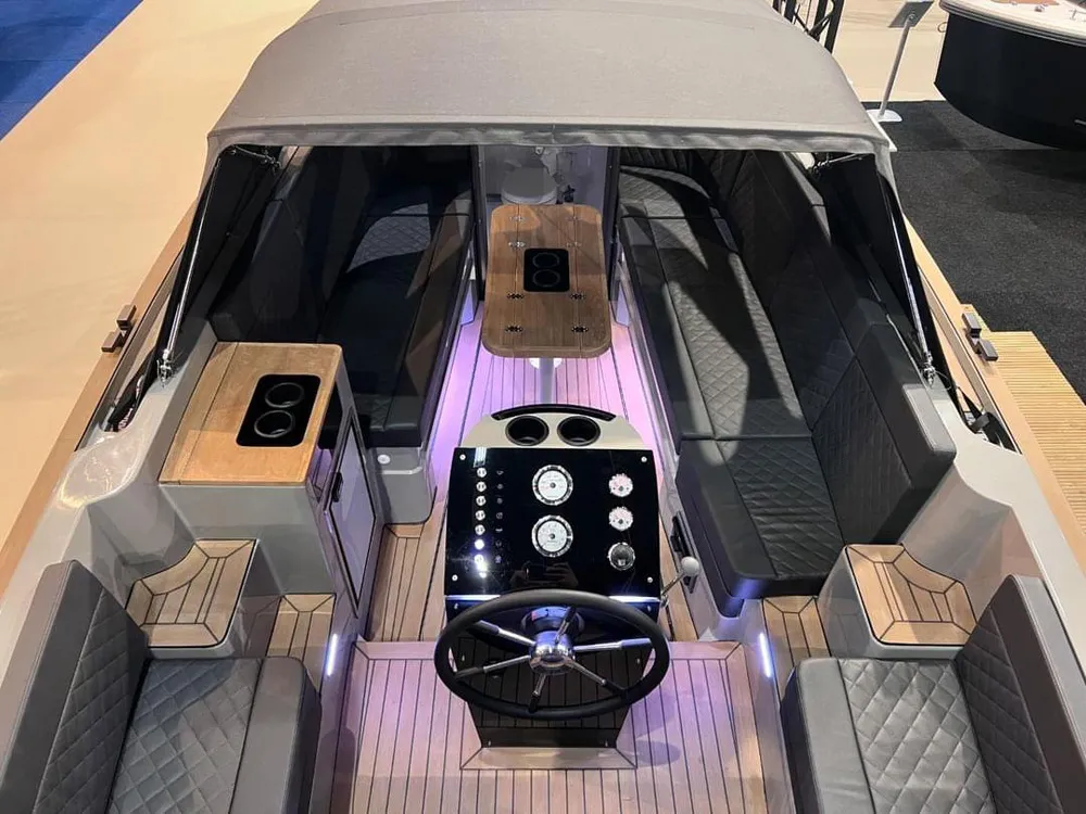 Corsiva 800 Tender – Ansicht 15