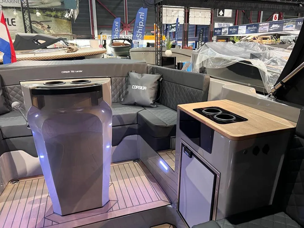 Corsiva 800 Tender – Ansicht 16