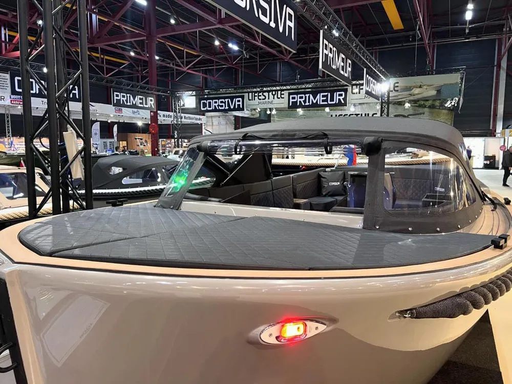 Corsiva 800 Tender – Ansicht 9