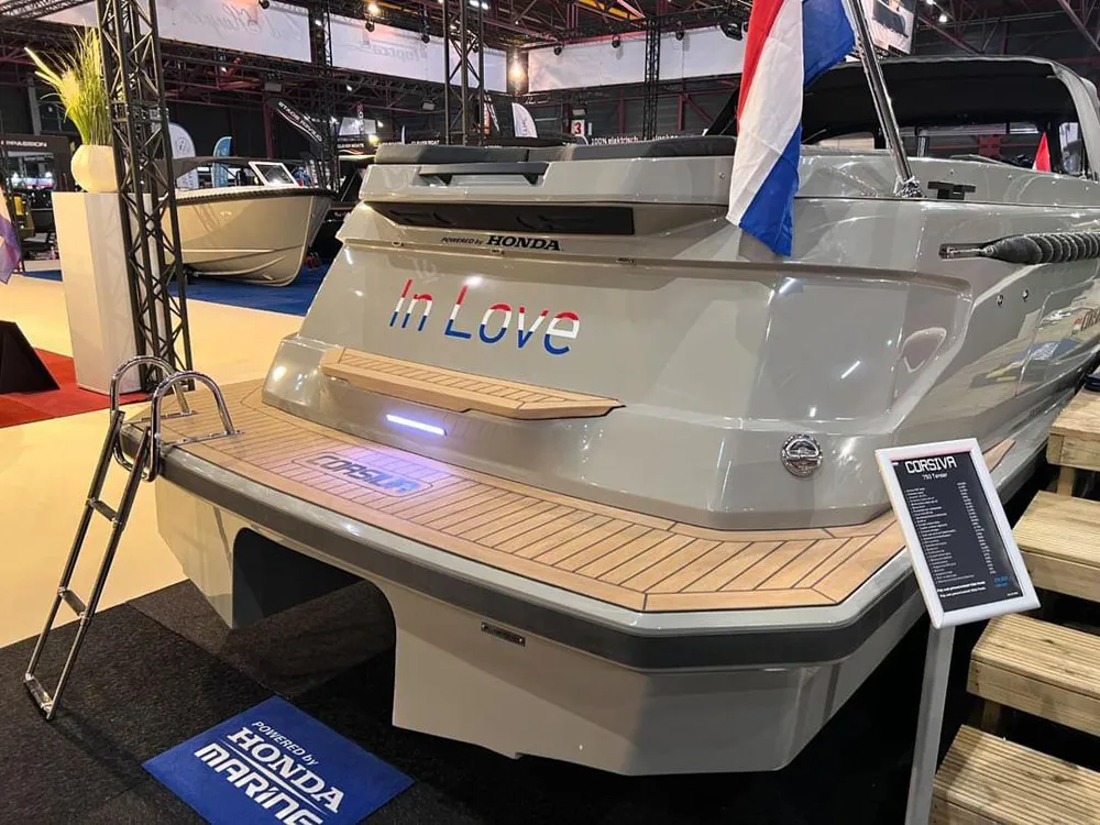 Corsiva 800 Tender – Ansicht 12